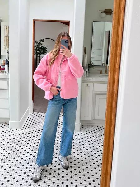 Loving this cute pink jacket with denim and sneakers for an easy everyday outfit. This jacket is a must-have for spring outfits. Tap to shop! Pink Denim Jacket Outfit, Cute Pink Jacket, Chilly Fits, Denim Jacket Outfit Ideas, Pink Denim Jacket, Denim Jacket Outfit, Pink Denim, Warm Weather Outfits, Jacket Outfit