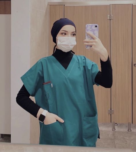 Hijabi Doctor Outfit, Hijabi Doctor, Medical Scrubs Outfit, Medical School Life, Doctor Outfit, Medical Student Motivation, Med School Motivation, Nurse Aesthetic, Medical Wallpaper