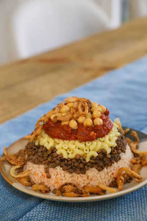 Koshari (Week 75, Egypt) – healthyaddict Koshari Recipe, Vegan Challenge, Brown Lentils, Egyptian Food, Red Chile, Red Sauce, Recipe Notes, Diced Onions, Canned Chickpeas