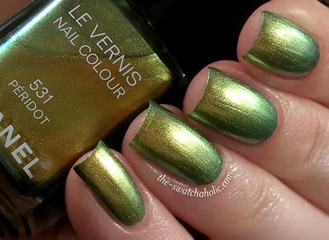 Chanel Peridot Peridot Nails, Nails Fall Green, Birthstone Nails, Nail Polish Names, It Nail Art, Toes Nail Art, Polish Names, Chanel Nail Polish, Fall Green