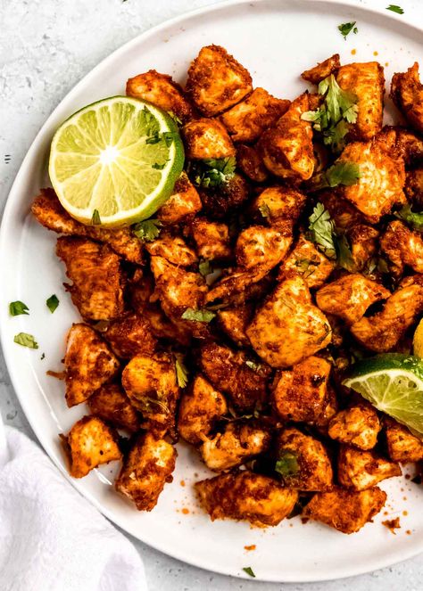 Air Fryer Chicken Taco Bites Taco Bites, Sliders Recipes Chicken, Lemon Garlic Chicken, Chicken Taco, Chicken Breast Seasoning, Chicken Bites, Air Fryer Recipes Easy, Air Fryer Recipes Healthy, Best Chicken Recipes