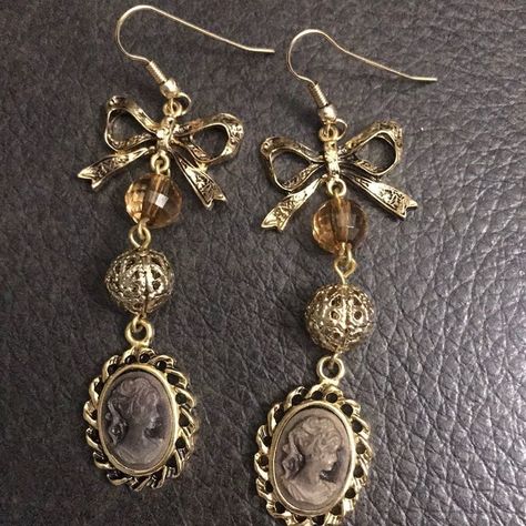 Vintage cameo jewelry