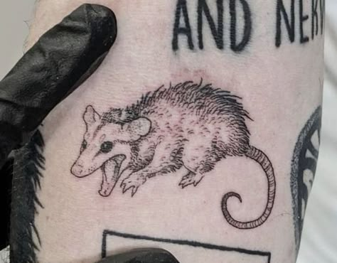 Screaming Opossum Drawing, Small Opossum Tattoo, Screaming Possum Tattoo, Screaming Possum Drawing, Opossum Tattoo Simple, Possum Tattoo Cute, Weird Animal Tattoos, Cool Goth Tattoos, Unhinged Tattoos