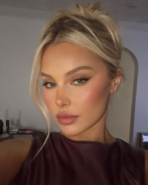 #makeuplover #beautyobsessed #makeuptips #glamgoals #makeupaddict Brookelle Mckenzie, No Make Up Make Up Look, Maquillage On Fleek, Wedding Hairstyles And Makeup, Mekap Mata, Light Makeup Looks, Formal Makeup, Makeup For Blondes, Smink Inspiration