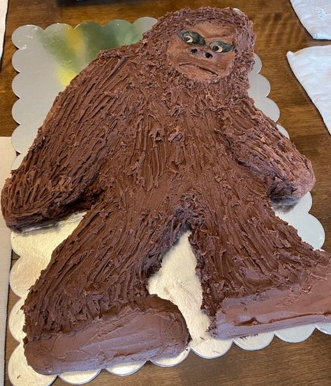 Bigfoot Birthday Party Invitations, Big Foot Cakes, Sasquatch Birthday Party, Sasquatch Cake, Bigfoot Cake, Bigfoot Birthday Party, Pb Cake, Unusual Cakes, Bigfoot Birthday