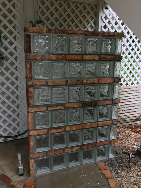 Glass Block Garden, Diy Glass Brick Ideas, Glass Brick Wall Outdoor, Glass Blocks Wall Exterior, Glass Bricks Ideas, Glass Blocks Ideas, Glass Block Shower, Glass Wall Design, Glass Blocks Wall