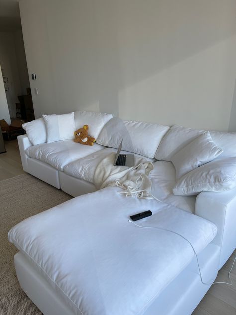 Cloud Couch Bed, White L Couch Living Room, Large White Couch, L Shaped Cloud Couch, Couch Astetic, Fluffy Sectional Couch, White L Couch, Fluffy White Couch, Couches Aesthetic