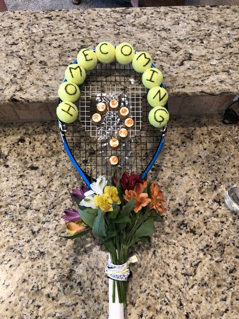 Tennis Themed Hoco Poster, Tennis Dance Proposals, Tennis Homecoming Proposal Ideas, Tennis Hoco Signs, Tennis Hoco Proposals Ideas, Tennis Homecoming Proposal, Tennis Promposal Ideas, Tennis Hoco Proposal, Tennis Locker Decorations