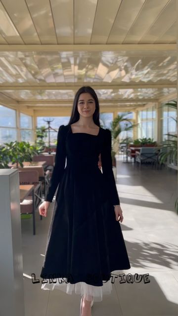 Linka boutique on Instagram: "🖤" Plazacore Outfits, Parisian Outfits, Modest Dresses Fashion, Classy Couple, Engagement Dress, Dress Women Elegant, Long Frocks, December 19, Pretty Prom Dresses