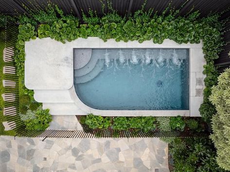 Swimming Pool House, Backyard Inspo, Rooftop Pool, Plunge Pool, Splish Splash, In The Pool, Pool Landscaping, Green Space, Pool Designs