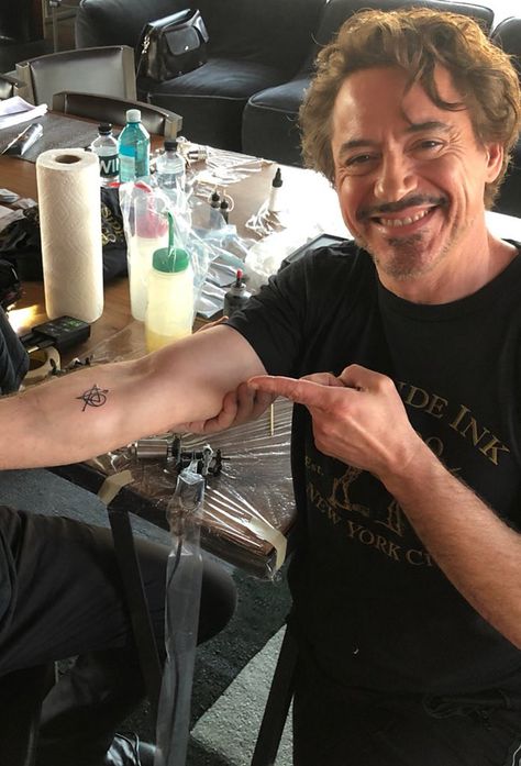 Robert Downey Jr. and Original Avengers tattoo. #avengerstattoo #blackwidow #avengersinfinitywar @eastsideinktattoo #avengerstattoo The Avengers Tattoo, Marvel Hand Tattoo, Tony Stark Tattoo Ideas, I Love You 3000 Tattoo, Tony Stark Tattoo, Iron Man Tattoo Ideas, Marvel Inspired Tattoos, Marvel Avengers Tattoo, Avengers Tattoo Ideas