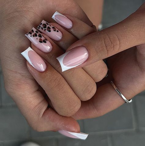 Trendy Nails Autumn 2024, French Inspired Nails, Bestie Nails Friends, Nails Leopard, Ballerina Acrylic Nails, Nails Basic, Leopard Nail Art, Wow Nails, Leopard Print Nails