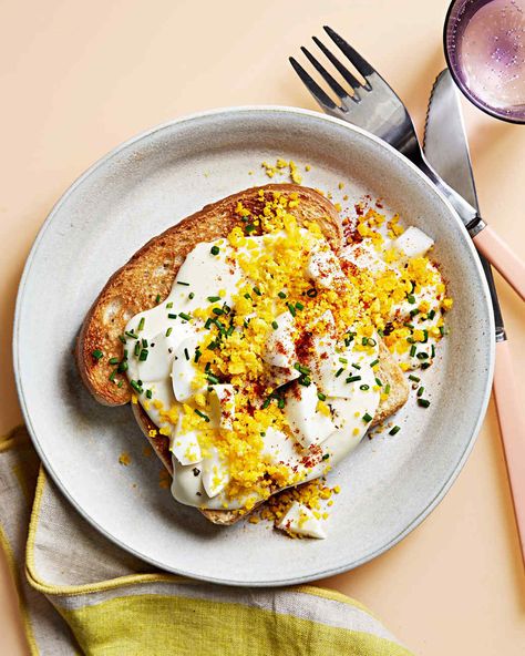 Martha Stewart goldenrod recipe easter (uses your hard boiled eggs) Goldenrod Recipe, Brunch Egg Dishes, Leftover Hard Boiled Eggs, Boiled Egg Recipes, Hard Boiled Egg Recipes, Perfect Hard Boiled Eggs, Easter Breakfast, Easter Brunch Food, Egg Dish