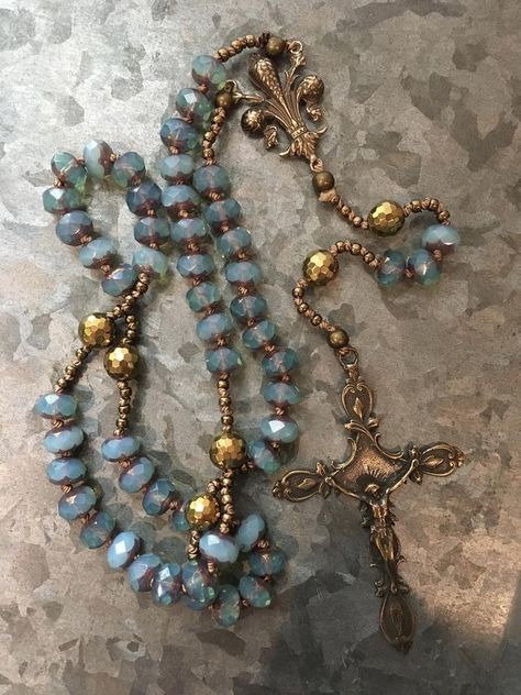 Boho Jewlery, Painting Jewelry, Rosary Making, Beautiful Rosary, Rosary Jewelry, Bead Rosary, Gold Rosary, Pearl Rosary, Holy Rosary