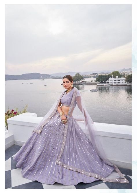 Lavender Saree, Lavender Lehenga, Indian Wedding Lehenga, Indian Wedding Gowns, Party Reception, Indian Outfits Lehenga, Wedding Lehenga Designs, Zari Embroidery, Traditional Indian Dress