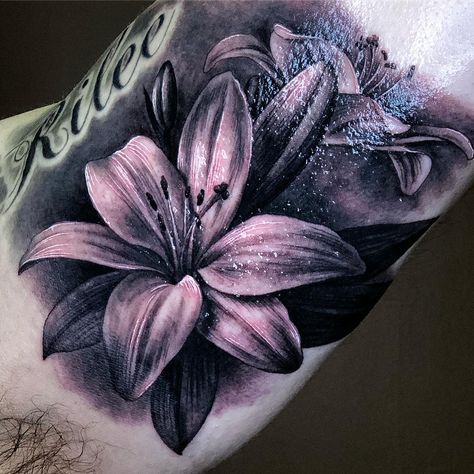 Black Lily Tattoo, Lilly Flower Tattoo, Lilium Flower, Lillies Tattoo, Lilly Flower, Poison Apple, Poison Apples, Lily Tattoo, Tattoo Cover-up