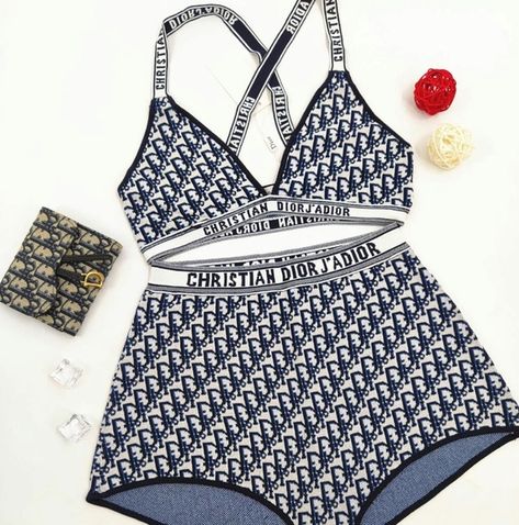 Women Bikini 👙 swimsuit Trendy Bathing Suits, Tips For Beauty, Bathing Suit Outfits, Black Monokini, Black Bathing Suit, 2024 Outfits, Half Bathroom, Cute Bathing Suits, Swimming Outfit