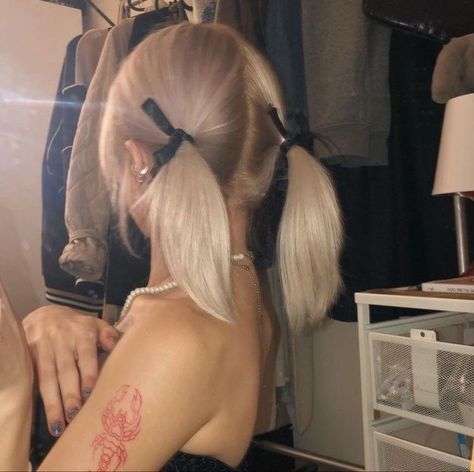 God Of Ruin, Legacy Of Gods, Peinados Fáciles Para Cabello Corto, Hair Stylies, Long Blonde, Dye My Hair, Hair Inspo Color, Aesthetic Hair, Instagram Foto