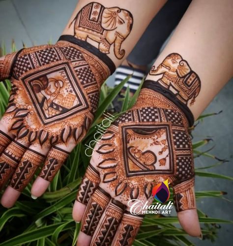 Karwachauth special mehndi 😍 | Instagram Vastu Pujan Mahendi, Teej Mehendi Design 2024, Kevdatrij Mehndi, Kadva Choth Mehndi Simpal, Gauri Vrat Special Mehndi, Karwa Chauth Mehendi Designs Latest Easy, Team Groom Mehndi Design, Krvachoth Mehndi Designs, Jal Ceremony Mehndi Design