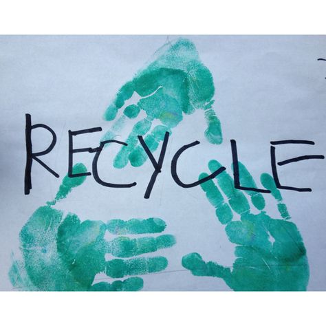 Give your kids and art project! Have them make recycle signs for bins at the party. Earth Day Preschool, Recycle Preschool, Recycle Sign, Recycling For Kids, Recycling Activities, Earth Week, Earth Day Projects, Recycled Crafts Kids, Recycled Art Projects