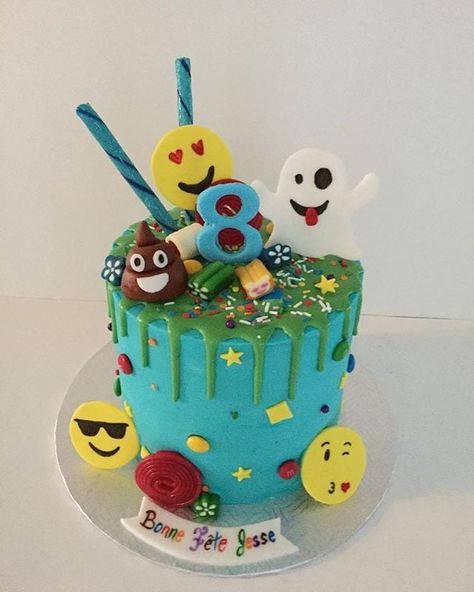 Birthday Cake Ideas For Kids, Emoji Base, The Best Birthday Cake, Emoji Birthday Cake, Best Birthday Cake, Emoji Cake, Emoji Birthday Party, Frozen Birthday Cake, Emoji Party