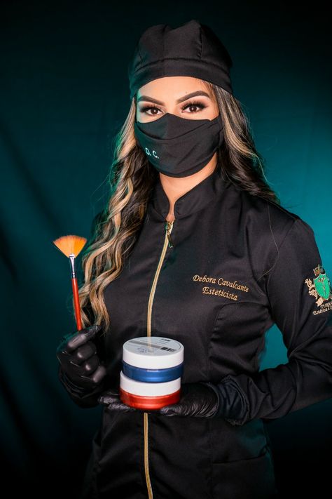 Makeup Artist Uniform Ideas, Esthetician Outfit Spa Uniform, Makeup Artist Uniform, Makeup Artist Branding, Spa Uniform, Stylish Scrubs, Gas Mask Girl, Skin Care Business, Esthetician Room