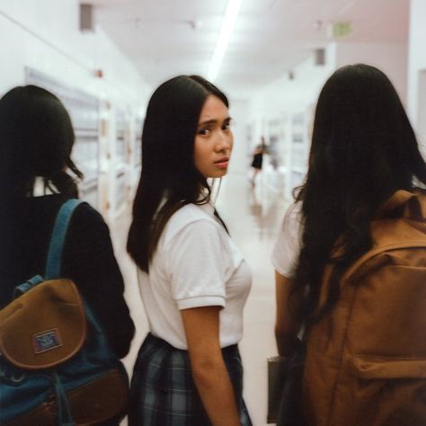 (1) NIKI on Twitter: "Last single before Nicole. "High School in Jakarta" out August 5th. Pre-save: https://t.co/IhvsjyNA2f https://t.co/ipw5fYZdox" / Twitter Niki Zefanya High School In Jakarta, Nicole Album Niki, High School In Jakarta Niki, High School In Jakarta, Nicole Zefanya, Niki Zefanya, High School Love, Red Poster, Drama Class