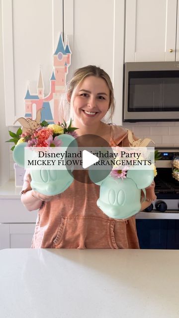 Sierra Miller | Content Creator on Instagram: "Did you guess right?! 👀 So excited to get these on the tables tomorrow and suddenly wishing I did more 🤦🏻‍♀️😂😅  . . . . . . . #disneyparty #disneylandparty #disneylandbirthday #mickeybirthday #mickeymousebirthday #mickeymousebirthdayparty #minniemousebirthday #diypartydecor #flowerarrangement #floralcenterpiece" Subtle Disney Centerpieces, Disney Birthday Party Centerpieces, Vintage Disneyland Centerpiece, Disneyland Theme Centerpieces, Disneyland Centerpieces Birthday, Disney Table Centerpieces, Disneyland Centerpieces, Disneyland Theme Birthday Party, Disneyland Birthday Party Theme