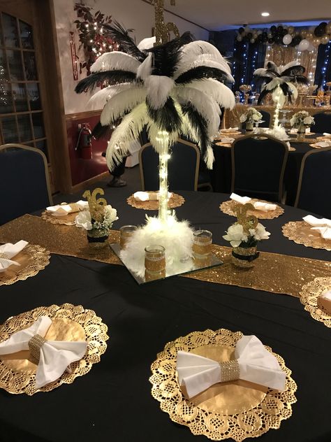 Great Gatsby Sweet 16, Black And Gold Sweet 16, 16 Birthday Party Decorations, Gatsby Sweet 16, Roaring 20s Party Decorations, 16 Party Ideas, Sweet 16 Party Ideas, 20s Party Decorations, Roaring 20s Birthday