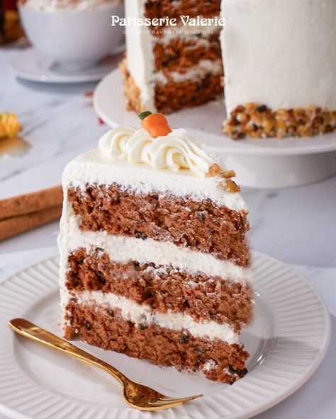 🍂 Indulge in the flavours of autumn with Patisserie Valerie's Carrot Cake! Part of our new Autumn Cakes Collection, this decadent three-layered delight is packed with freshly grated carrots and crunchy walnuts, perfectly blending the richness of the season. Whether you're hosting a gathering or simply treating yourself to a cosy night in, this Carrot Cake is bound to steal the show. Don't miss out—it's available for next-day delivery! 🏡 Click the link in bio to order now! 💫 Autumn Cakes, Cosy Night In, Fall Cakes, Carrot Cake, Treat Yourself, Night In, Blending, Carrots, Link In Bio