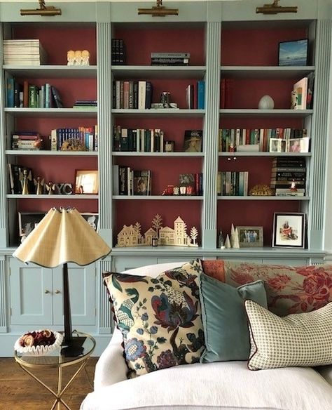 Bedroom Rug Ideas, Georgian Style Homes, Drawing Room Decor, Paint And Paper Library, Bookcase Design, Home Library Design, Rug Ideas, The Unexpected, Living Room Style