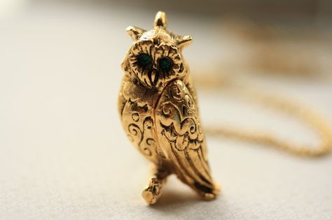 Gold Owl Perfume Locket Necklace Long Pendant Vintage by FreshyFig Emerald Green Eyes, Perfume Locket, Filigree Pendant Necklace, Antique Perfume Bottles, Antique Perfume, Owl Necklace, Owl Jewelry, Owl Pendant, Max Factor