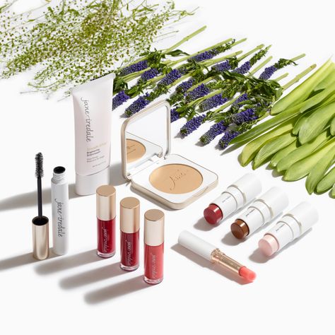 Jane Iredale Makeup - Harben House Jane Iredale Makeup, Makeup Display, Take Care Of Your Skin, Jane Iredale, Blog Branding, Clean Ingredients, Perfect Makeup, Makeup Brands, Clean Beauty