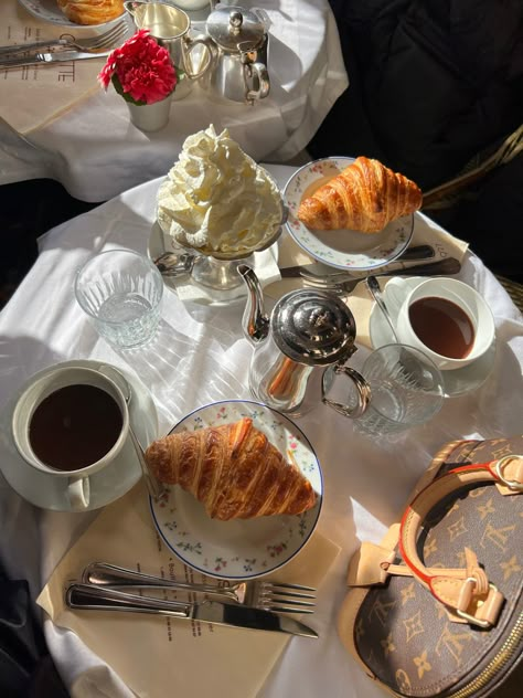 #paris #cafe #travel #explore #france #instagram #parisvibes #pinterest Breakfast Paris Aesthetic, Cafe In France Aesthetic, Rich Cafe Aesthetic, France Breakfast Aesthetic, Breakfast In Paris Aesthetic, Paris Lunch Aesthetic, Cafe Paris Aesthetic, Breakfast In France, Paris Aesthetic Cafe