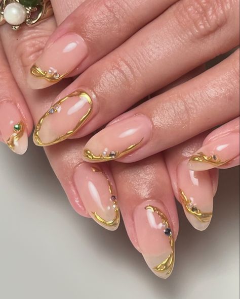 The closest I ever got to royalty were these nails ✨ #sweetnailsbygab #tlvnailbestie Pearl Bow Nails, Golden Pearl Nails, Pearl Decor Nails, Douyin Pearl Nails, Bows And Pearls Nails, Royalty, Nail Art, Nails