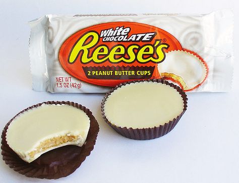 White Chocolate Reese's Peanut Butter Cups for Josh White Reeses, White Chocolate Peanut Butter, Reese's Chocolate, Homemade Peanut Butter Cups, Chocolate Peanut Butter Cookies, Chocolate Peanut Butter Cups, Peanut Butter Filling, Chocolate Butter, Peanut Butter Cup