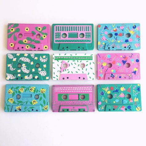 Wooden Flamingo on Instagram: “These three sets are now on the @etsy shop! I’ve had fun with my new colours, especially the pink! . It’s Friday, my mother is here for the…” Cassette Art, Jewel Tone Bedroom, Cassette Tape Art, Painted Vinyl Records, Vinyl Art Paint, Retro Cassette, Painted Vinyl, Tape Art, Art Clay