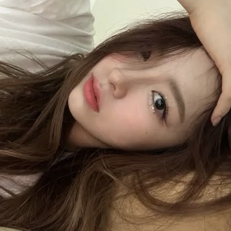 Dream Note, Icons Pfp, Vintage Icons, Cute Makeup Looks, Selfie Ideas, I Love Girls, Cute Makeup, Girl Icons, Ulzzang Girl