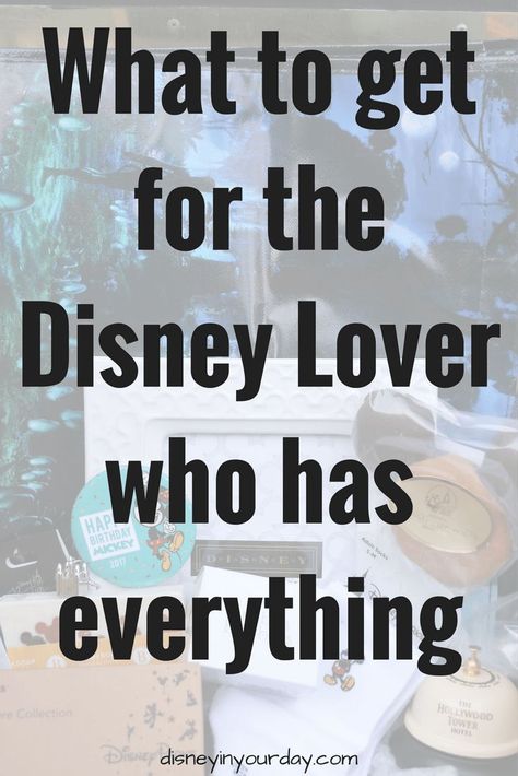 Give Gifts from Mickey this holiday! - Disney in your Day Disney Gift For Teacher, Disney Birthday Gifts, Disney Lover Gift Ideas, Disney Gift Ideas, Disney Gifts For Adults, Disney Christmas Gifts, Disney Room, Gifts For Disney Lovers, Disney Christmas Shirts