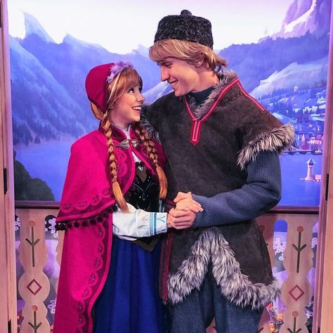 Kristoff Cosplay, Kristoff Costume, Frozen Anna And Kristoff, Anna And Kristoff, Cute Couples Costumes, Anna Kristoff, Frozen Face, Stay Forever, Disney Face Characters