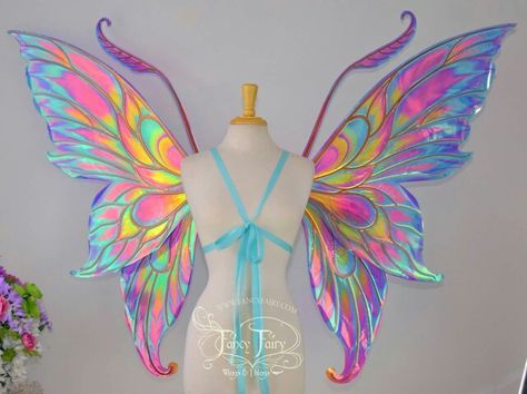 Fairycore Costume, Diy Fairy Wings, Fairy Photography, Fairy Woodland, Kristina Webb, Visuell Identitet, Fairy Cosplay, Rainbow Iridescent, Rainbow Fairies