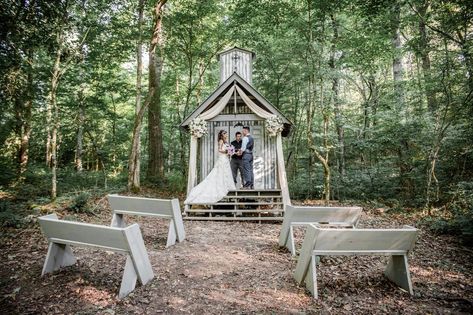 Jen and Kenny's Romantic Elopement at Chapel in the Hollow - Chapel in the Hollow Chapel In The Hollow, Backyard Chapel, Elopement Chapel, Missouri Farm, Beautiful Chapels, Event Venue Business, Wedding Chapel Ideas, Garden Chapel, Pretty Place Chapel