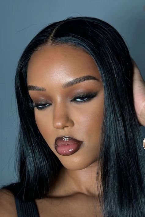 Fall Makeup | Makeup Inspo | Makeup Fall | Dark Feminine Makeup Night Make Up, Dark Feminine Makeup, 90s Makeup Look, Feminine Makeup, Sultry Makeup, Lip Combos, 90s Makeup, Makeup Looks To Try, Makeup For Black Skin