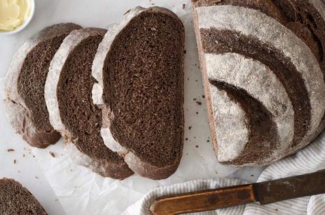 Pumpernickel Boule | King Arthur Flour: A moist, tender, and distinctly pumpernickel-flavored loaf. Russian Black Bread Recipe, Boule Recipe, Bread Improver, Black Bread, Chewy Bread, King Arthur Baking, Brown Bread, King Food, King Arthur Flour