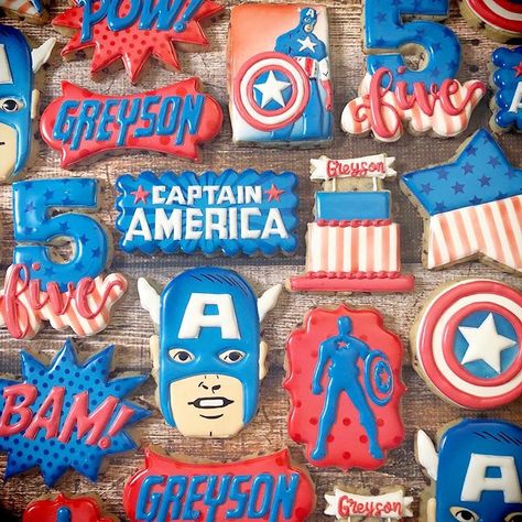 America Cookies, Avengers Cookies, Captin America, Detroit Food, Captain America Birthday, Planes Party, America Birthday, Avenger Birthday Party, All Superheroes