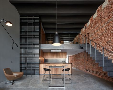 Loft With Love / CMC architects Brewery Storage, Modern Industrial Loft, Industrial Lofts, Industrial Loft Design, Loft Designs, Loft Interior, New Interior Design, Urban Loft, Loft House