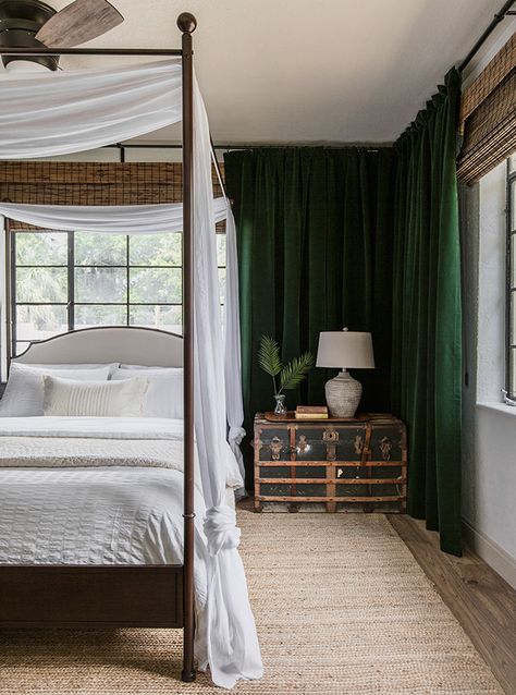 Using an old trunk for nightstand, green velvet curtains Colonial Bedroom, Cloud Bedroom, Jenna Sue Design, Interior Simple, Jenna Sue, Tropical Bedrooms, Green Curtains, Canopy Bed, Velvet Curtains