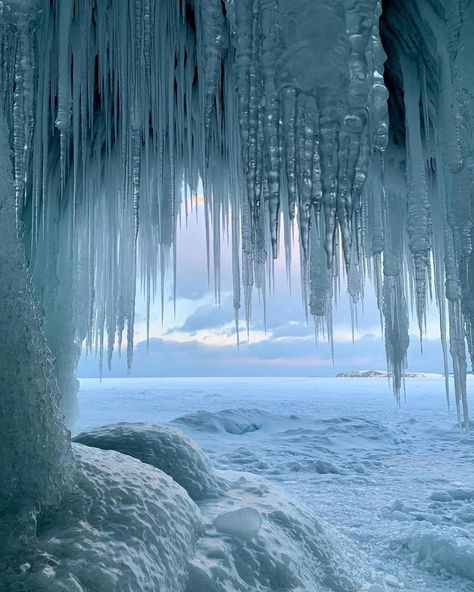 Ice Cave Wisconsin: 1 thousand results found in Yandex Images Khione Aesthetic, Icy Lake, Project School, Cave Painting, Ice Cave, Winter Fairy, Cave Paintings, Seasonal Crafts, Winter Aesthetic