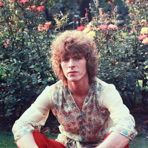 David Bowie, London 1969 © Alex Byrne Angela Bowie, Duncan Jones, David Bowie Fashion, Bowie Starman, Hunky Dory, Goblin King, Major Tom, Ziggy Stardust, Glam Rock