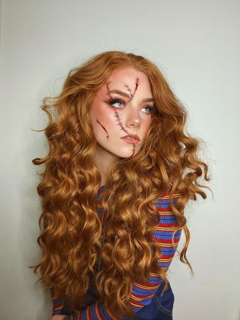 Iconic Redheads Halloween, Halloween For Redheads, Halloween Makeup Red Hair, Red Headed Costume Ideas, Diy Halloween Costumes Red Hair, Halloween Costume For Red Hair, Blonde And Ginger Halloween Costumes, Halloween Costume For Redheads, Red Headed Halloween Costumes